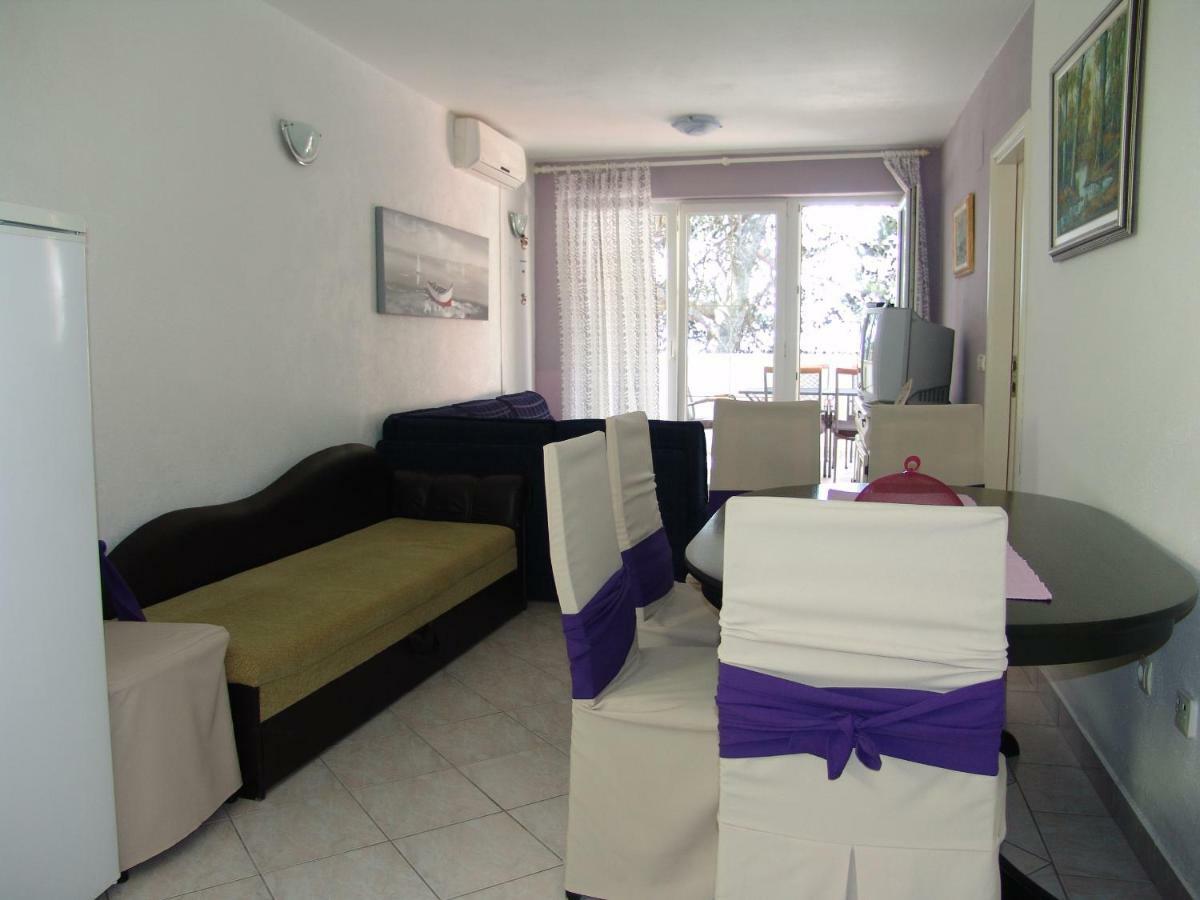 Apartment Mihalj Jadrija First Floor Sibenik Luaran gambar